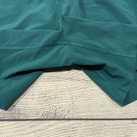 🍋Men’s Lululemon Surge Lined Short 6” size M teal🍋